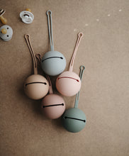 Load image into Gallery viewer, Mushie Pacifier Holder Case - Dried Thyme