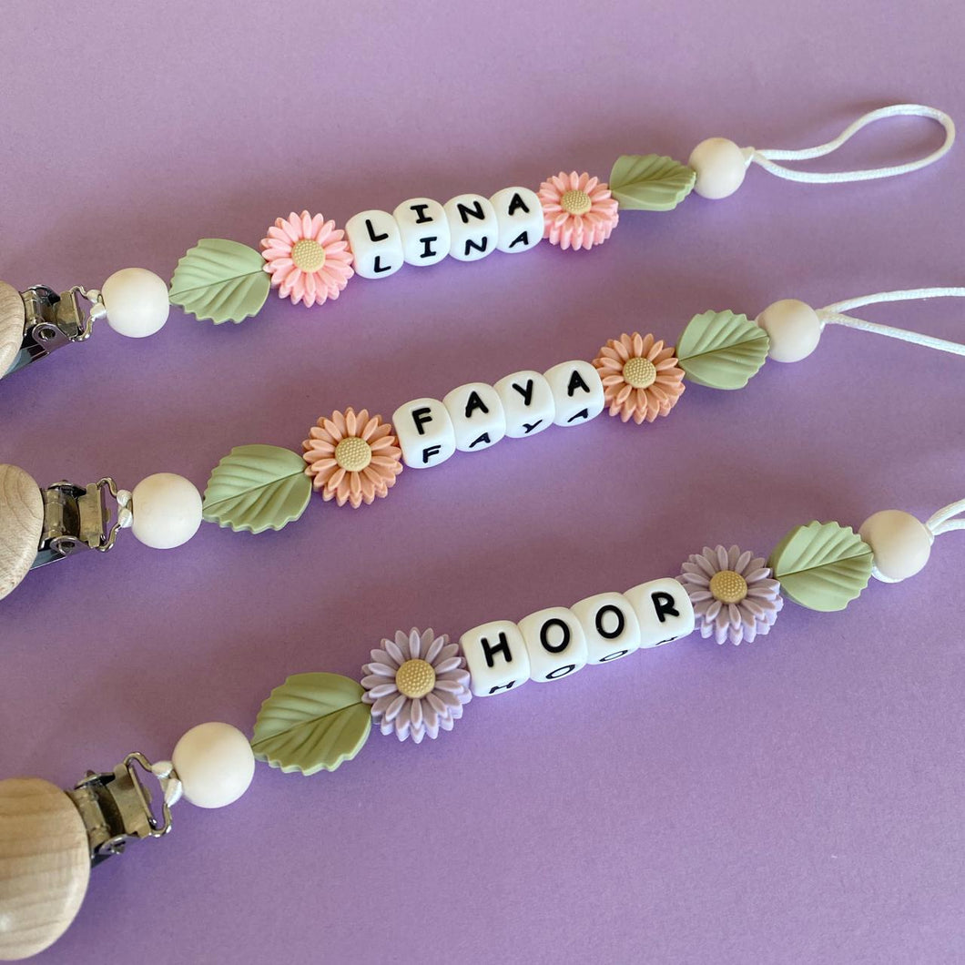 Daisy Pacifier Clip